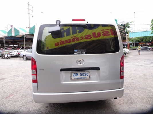 TOYOTA COMMUTER 2.5D4D MT ปี 2012