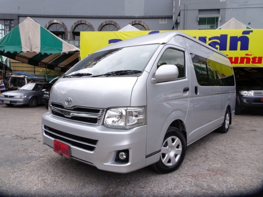 TOYOTA COMMUTER 2.5D4D MT ปี 2012