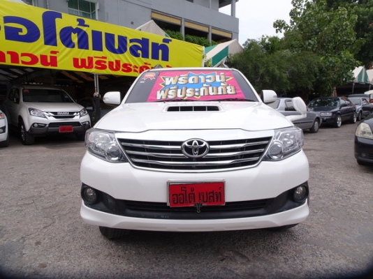 TOYOTA FORTUNER 2.5V 4WD NAVI ปี 2014