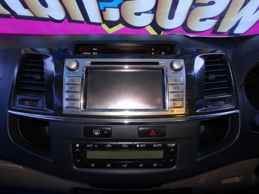 TOYOTA FORTUNER 2.5V 4WD NAVI ปี 2014