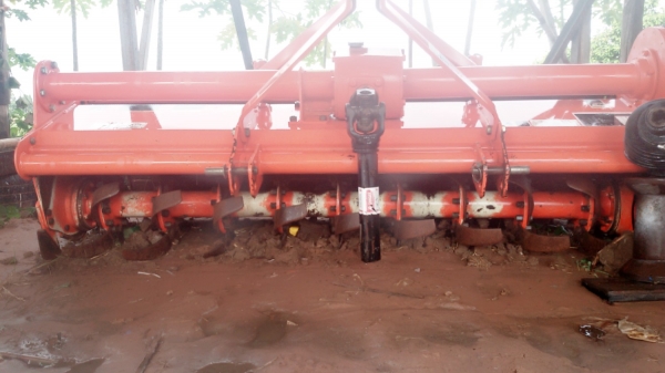 ขายโรตารี่ตราช้างรุ่น RX182F ใช้กับ 47 หรือ 50 แรง ขายโรตารี่ตราช้างรุ่น RX182F ใช้กับ 47 หรือ 50 แรง