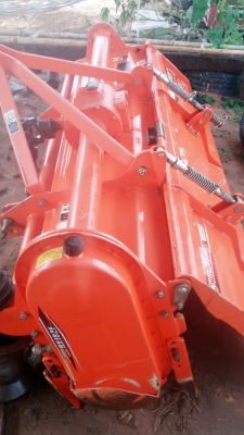 ขายโรตารี่ตราช้างรุ่น RX182F ใช้กับ 47 หรือ 50 แรง ขายโรตารี่ตราช้างรุ่น RX182F ใช้กับ 47 หรือ 50 แรง