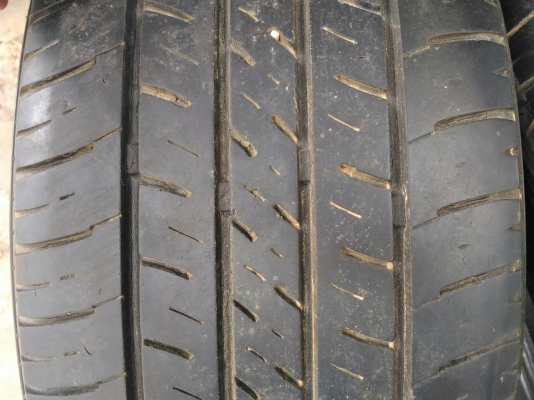 ยางแม๊กซิส MAXXIS MA579 ขอบ15 ผ้าใบ8ชั้น 215/70/15 ปี13 2เส้น 500บาท อยู่ดอนเมือง TEL0890671028 IDline0890671028