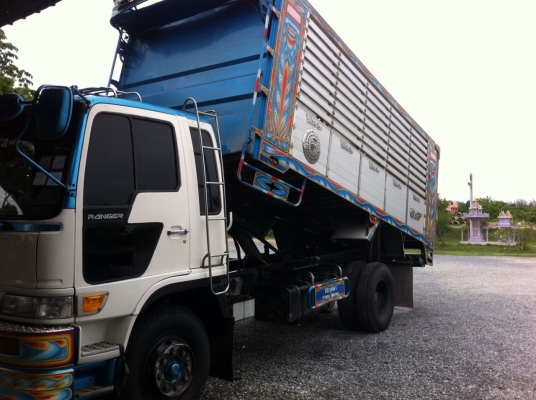 ขายรถบรรทุกหกล้อดัมพ์ Hino รถประกอบ เครื่อง 240 แรง  ปี 55 ทะเบียนพร้อม