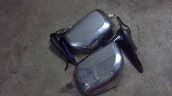 กระจกมองข้างโตโยต้าไทเกอร์ไฟฟ้า3สายคู่คับ