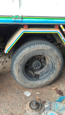 รถบรรทุก6ล้อดั้ม รถบรรทุก6ล้อดั้ม