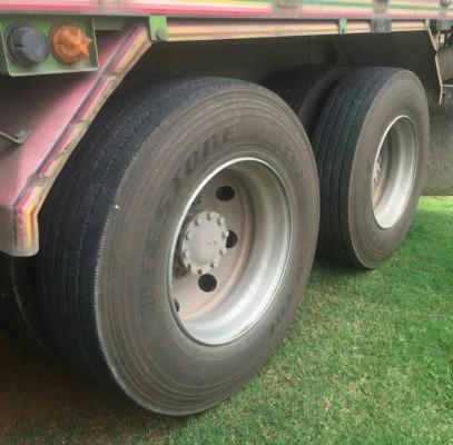 สิบล้อ อีซูชุ 320ปี50แม่ลูก3คาน ไม่ดั้ม สภาพดีสวยเดิมๆพร้อมใช้งาน ทะเบียนพร้อมโอน สิบล้อ อีซูชุ 320ปี50แม่ลูก3คาน ไม่ดั้ม สภาพดีสวยเดิมๆพร้อมใช้งาน ทะเบียนพร้อมโอน