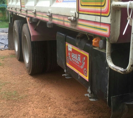 สิบล้อ อีซูชุ 320ปี50แม่ลูก3คาน ไม่ดั้ม สภาพดีสวยเดิมๆพร้อมใช้งาน ทะเบียนพร้อมโอน สิบล้อ อีซูชุ 320ปี50แม่ลูก3คาน ไม่ดั้ม สภาพดีสวยเดิมๆพร้อมใช้งาน ทะเบียนพร้อมโอน