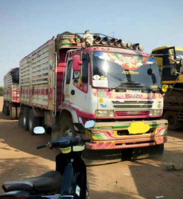 สิบล้อ อีซูชุ 320ปี50แม่ลูก3คาน ไม่ดั้ม สภาพดีสวยเดิมๆพร้อมใช้งาน ทะเบียนพร้อมโอน สิบล้อ อีซูชุ 320ปี50แม่ลูก3คาน ไม่ดั้ม สภาพดีสวยเดิมๆพร้อมใช้งาน ทะเบียนพร้อมโอน