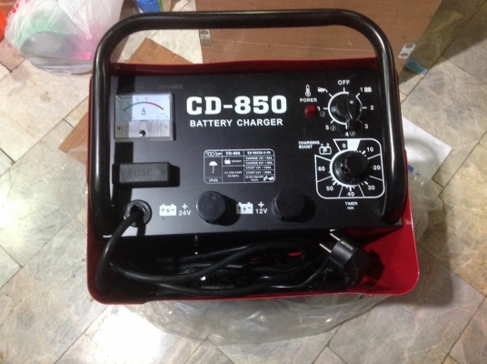 ตู้ชาร์แบตเตอรี12V 24V LUMAN