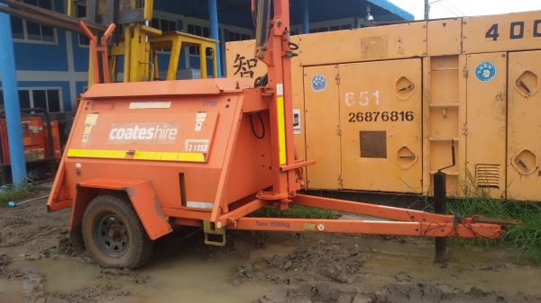 ขายตู้ไฟสนามพร้อมล้อลาก ยกไฮโดลิกสูง10เมตร ขายตู้ไฟสนามพร้อมล้อลาก ยกไฮโดลิกสูง10เมตร