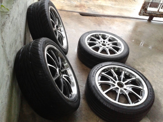 ขอบ17นิ้ว5รู114 พร้อมยาง สวยๆ 4 ล้อ ราคา 6900 บาท
