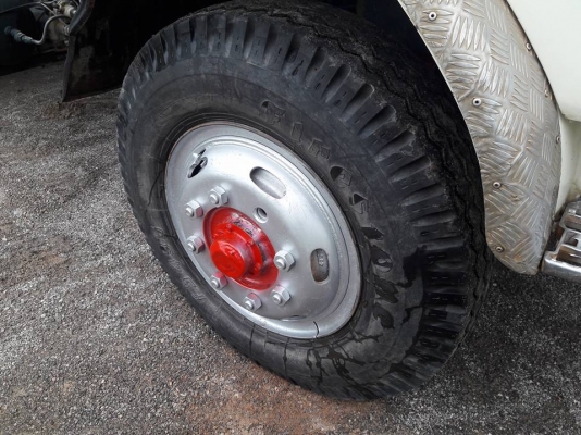 ขายหกล้อดั้ม HENO 195 เครื่องดีคัชชีสวย ช่วงล่างฟูโซ่ แอร์เย็น เบรกลมดัน พวงลัยเพาเวอร์