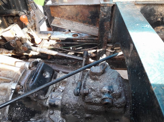 ขายหกล้อดั้ม HENO 195 เครื่องดีคัชชีสวย ช่วงล่างฟูโซ่ แอร์เย็น เบรกลมดัน พวงลัยเพาเวอร์