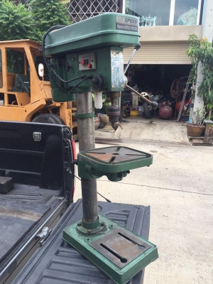 ปิดการขายครับ ขอบคุณูกค้าใจดีคุณกั้งปทุมธานีโอนมัดจำมาให้แต่เช้า ขอบคุณเวปบอร์ดแห่งนี้และผู้มีส่วนทุกๆท่านอย่างสูงครับ เย็นนี้ส่งให้ครับ สว่านแท่นมือสองสภาพใหม่มากๆ