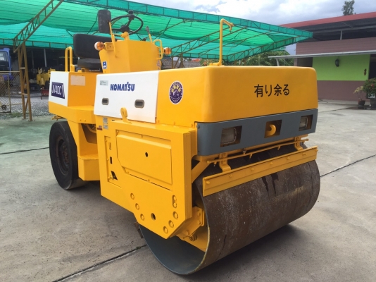 ขายรถบด4ตันKOMATSUรุ่นJV40C-1นำเข้าญี่ปุ่นเอวอ่อนขับ2เพลาเครื่องดีเซลคูโบต้า3สูบสภาพดีพร้อมใช้งาน มีให้เลือกหลายคันหลายขนาด ขายรถบด4ตันKOMATSUรุ่นJV40C-1นำเข้าญี่ปุ่นเอวอ่อนขับ2เพลาเครื่องดีเซลคูโบต้า3สูบสภาพดีพร้อมใช้งาน มีให้เลือกหลายคันหลายขนาด