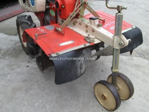 NEW รถพรวนดินเดินตาม SHIBAURA RC-700 รหัสสินค้า : 80904304 www.nihonmono.com NEW รถพรวนดินเดินตาม SHIBAURA RC-700 รหัสสินค้า : 80904304 www.nihonmono.com