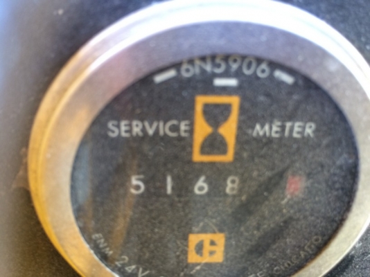 CAT D5B SN: 47X0323 สภาพสวยจัด นำเข้าจากญี่ปุ่น รถถึงไทยแล้ว ขายไม่แพงครับ