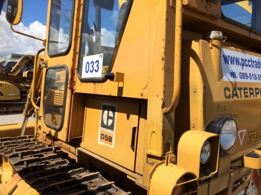 CAT D5B SN: 47X0323 สภาพสวยจัด นำเข้าจากญี่ปุ่น รถถึงไทยแล้ว ขายไม่แพงครับ