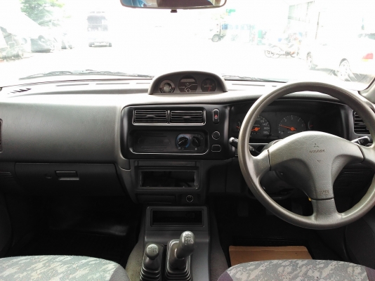 มิตซูสตาด้า4ประตู