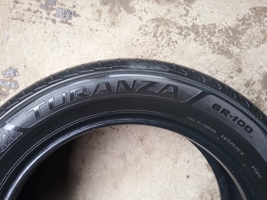 ยางBRIDGESTONE 205 55R16 รุ่น Turanza GR100 ปี2015 ภาพสวยดอกเยอะ ไม่มีปะคุ้มจริงไม่แพง