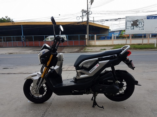 HONDA ALL NEW ZOOMER X สีเทา จดทะเบียน กย 58 รถ 10 เดือน สภาพสวย ๆ เดิม ๆ