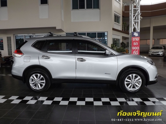 NISSAN X-TRAIL 2.0 V HYBRID 4WD ปี 2016 NISSAN X-TRAIL 2.0 V HYBRID 4WD ปี 2016