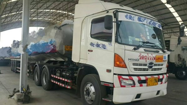 หัวลาก 344 แรง ปี 54  (หัว อย่างเดียว )  รถสภาพพร้อมใช้งาน  ราคา  1,750,000