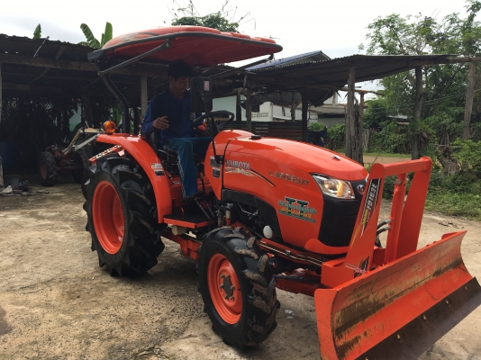 ขายรถไถคูโบต้า L3608SPราคา390000บาท  มีไบมีดและผาน6หนึ่งอัน ไมร์413ช ม พร้อมใช้งานสายๆครับสนใจ โทร0813655997 อำพร พาเจริญ ต วังบัว อ คลองขลุง จ กำแพงเพชร