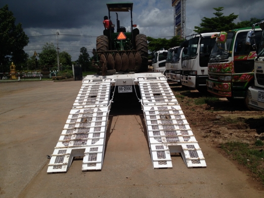 แพ็คคู่ เลือกเลย สอบถามได้ครับ 12 ล้อโปรเฟียหางบรรทุกแมคโค เครื่อง P11C 320 HP และ john deere tractor 6603 สภาพใหม่ทั้งคู่ แพ็คคู่ เลือกเลย สอบถามได้ครับ 12 ล้อโปรเฟียหางบรรทุกแมคโค เครื่อง P11C 320 HP และ john deere tractor 6603 สภาพใหม่ทั้งคู่