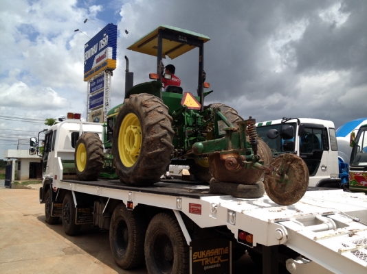 แพ็คคู่ เลือกเลย สอบถามได้ครับ 12 ล้อโปรเฟียหางบรรทุกแมคโค เครื่อง P11C 320 HP และ john deere tractor 6603 สภาพใหม่ทั้งคู่