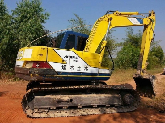 ขายรถขุด แบคโค SK120-3 มาร์คที ไฟฟ้าครบ แอร์เย็น ช่วงล่างดี เอวแน่น ทำงานเร็ว สภาพพร้อมใช้งาน เอกสารใบอินวอย ราคา900,000 สนใจโทร 090-8588220คุณนะ 093-3258446คุณบิว หรือเข้าดูสินค้าอื่นๆได้ที่ www.narong2truck.com หรือ www.truck.in.th/498 หรือเพจFacebook ณ