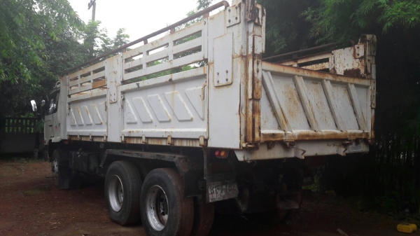 ขายรถพ่วง นิสสัน UD 260 แรง ยางดี 18 เส้น ดรั้มแม่-ลูก กระบะสามมิต ลอนเฉียง รถใช้งาน เอกสารพร้อมโอน เจ้าของขายเอง 0811838154