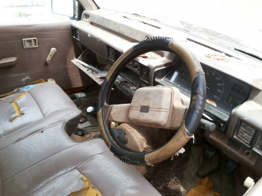 มี 2 คัน MITSU L200 ดีเซล คันละ 25,500 บาท ทะเบียนพร้อม ( มาก่อนเลือกก่อน)