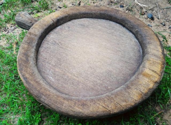 กระโบมไม้ของโบราณ A04 อายุมากกว่า 80 ปี แกะสลักด้วยมือล้วนๆ งานไทยแท้ ไม้เนื้อแข็งน้ำหนักเยอะ แต่ละชิ้นมีเอกลักษณ์เฉพาะตัว