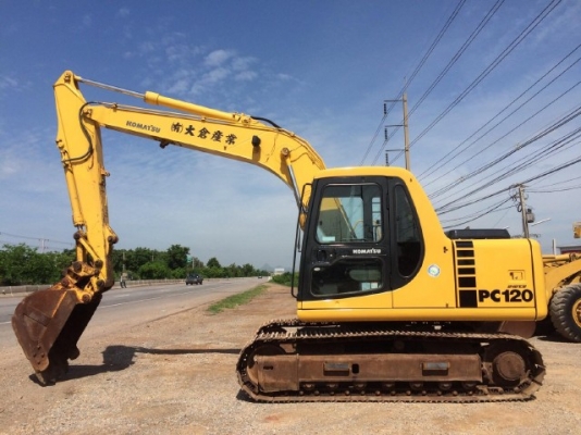 ขายรถแบคโฮ KOMATSU PC120-6 คอลโทรลสั้น สภาพสวยพร้อมใช้ มีVDOการทำงานครับ