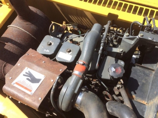 ขายรถแบคโฮ KOMATSU PC120-6 คอลโทรลสั้น สภาพสวยพร้อมใช้ มีVDOการทำงานครับ