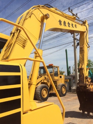 ขายรถแบคโฮ KOMATSU PC120-6 คอลโทรลสั้น สภาพสวยพร้อมใช้ มีVDOการทำงานครับ