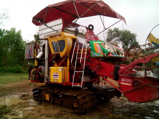 ขายรถเกี่ยวข้าว เกษตรพัฒนา ช้างน้อยจ้าวพลัง ตัวเดิน10HT เครื่อง6D17เทอร์โบ รถสวยสภาพดี พร้อมใช้งาน ราคา570,000 สนใจโทร 090-8588220คุณนะ 093-3258446คุณบิว หรือเข้าดูสินค้าอื่นๆได้ที่ www.narong2truck.com หรือ www.truck.in.th/498 หรือเพจFacebook ณรงค์ ซื้อข