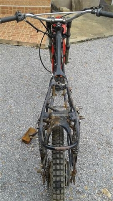 ขายโครงยืน DT100 ไม่มีเอกสารโครงไม่เชื่อมไม่ดามตำหนิโช้คหน้ามีตามดหน่อยๆ