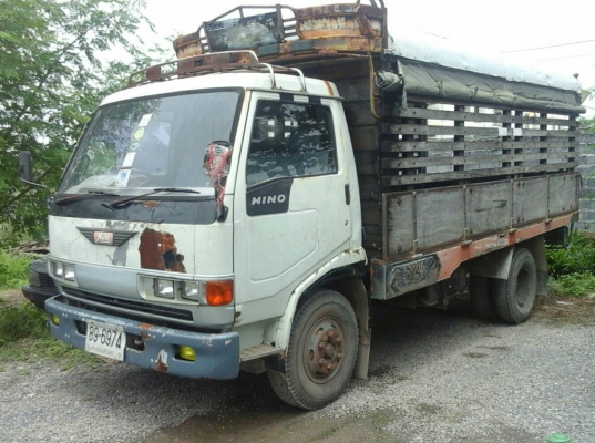 หกล้อ ฮีโน่ FC120ซูเปอร์เสีย ช่วงยาว4.30 (ช่วงล้อต่อดั้ม) สภาพดีสวยเดิมพร้อมใช้ ทะเบียนพร้อมโอน