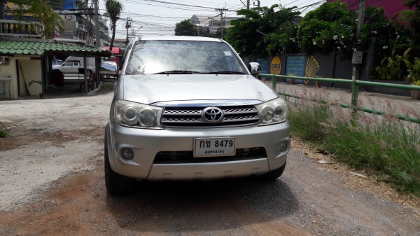 ขายวีโก้ ปี  04 เครื่องดีขับดี