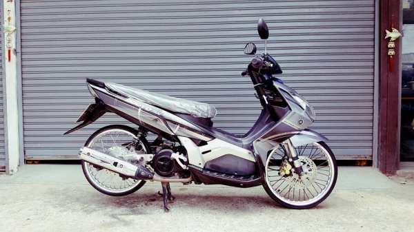 YAMAHA NOUVO MX 115 รุ่นล่าสุด ลายนาฬิกา ไฟหน้าตาฟ้าแท้ตรงรุ่น YAMAHA NOUVO MX 115 รุ่นล่าสุด ลายนาฬิกา ไฟหน้าตาฟ้าแท้ตรงรุ่น