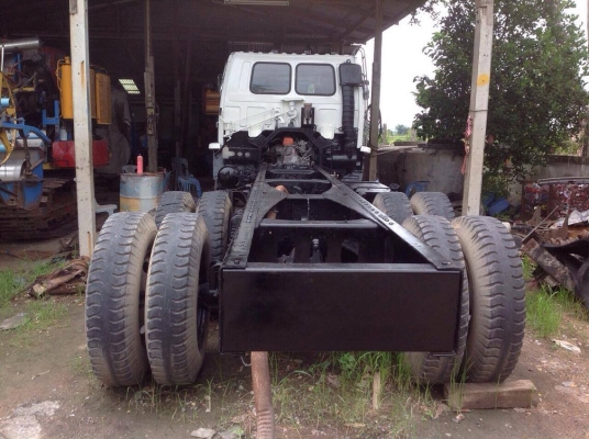 ขายด่วน อีซูซุร็อกกี้ 210 เเรงม้า 10 ล้อ 2 เพลา ขายหัวครัชซีสโลยก มีเล่มทะเบียนพร้อมโอน ราคา 650,000 สนใจติดต่อ 085-6843108