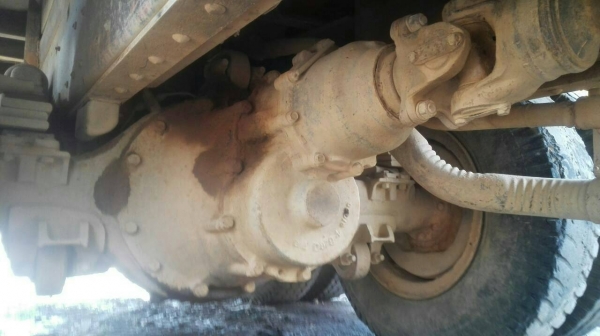 ขายครับ FXZ13NFY เครื่อง 6SD1 240 แรง 2เพลาเครื่องดี คัสชีสวย เอกสารเล่มทะเบียนพร้อมโอน ภาษีขาด ปี 58 ราคา 650,000 สนใจติดต่อ 0845672050