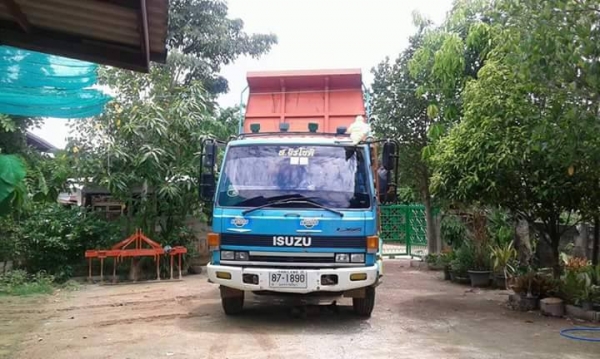 ขายรถ6ล้อ ดั้ม5คิว ร็อกกี้175แรง พ.เพาเวอร์ เบรกจิฟฟี่ ภายในสวย แอร์เย็น รถบ้านใช้งานอยู่ สภาพพร้อมใช้งาน เอกสารพร้อมโอน ราคา590,000 สนใจโทร 090-8588220คุณนะ 093-3258446คุณบิว หรือเข้าดูสินค้าอื่นๆได้ที่ www.narong2truck.com หรือ www.truck.in.th/498 หรือเ ขายรถ6ล้อ ดั้ม5คิว ร็อกกี้175แรง พ.เพาเวอร์ เบรกจิฟฟี่ ภายในสวย แอร์เย็น รถบ้านใช้งานอยู่ สภาพพร้อมใช้งาน เอกสารพร้อมโอน ราคา590,000 สนใจโทร 090-8588220คุณนะ 093-3258446คุณบิว หรือเข้าดูสินค้าอื่นๆได้ที่ www.narong2truck.com หรือ www.truck.in.th/498 หรือเ