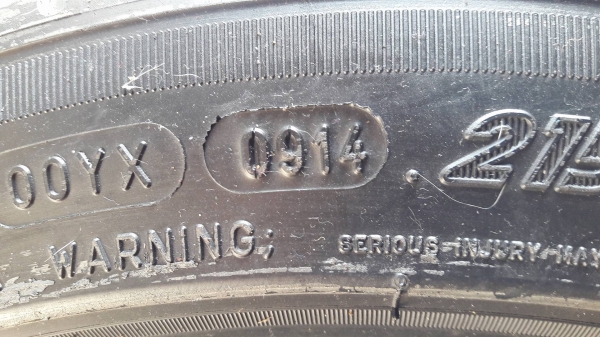 ขายยาง 215/45/17 michelin pilot sport 3 1ชุด ขายยาง 215/45/17 michelin pilot sport 3 1ชุด