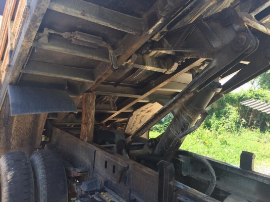 6 ล้อดั้ม 195 แรง HINO FF3H รถห้างแท้เดิมๆ หัวเก็บสีใหม่ สวย