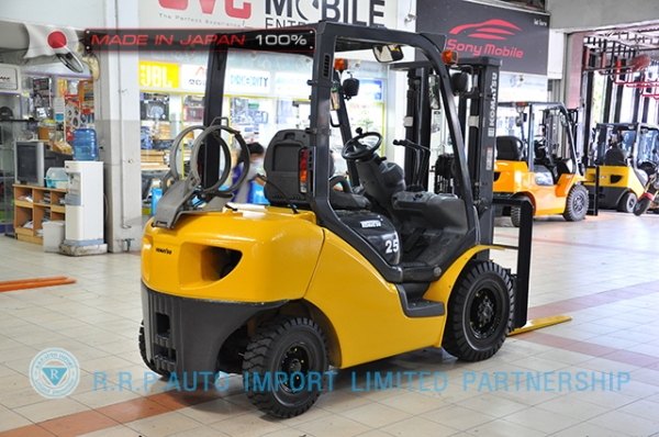 ขายรถโฟล์คลิฟท์มือสอง KOMATSU รุ่น FG25HT-583201 ราคา 285,000 บาท นำเข้าจากประเทศญี่ปุ่น 100\% ไม่เคยใช้งานในไทย
