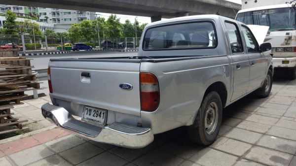 FORD Ranger ปี2001 ดีเซล 2.5 WLT 4 ประตู รถมือเดียว สนใจสอบถามได้ครับ